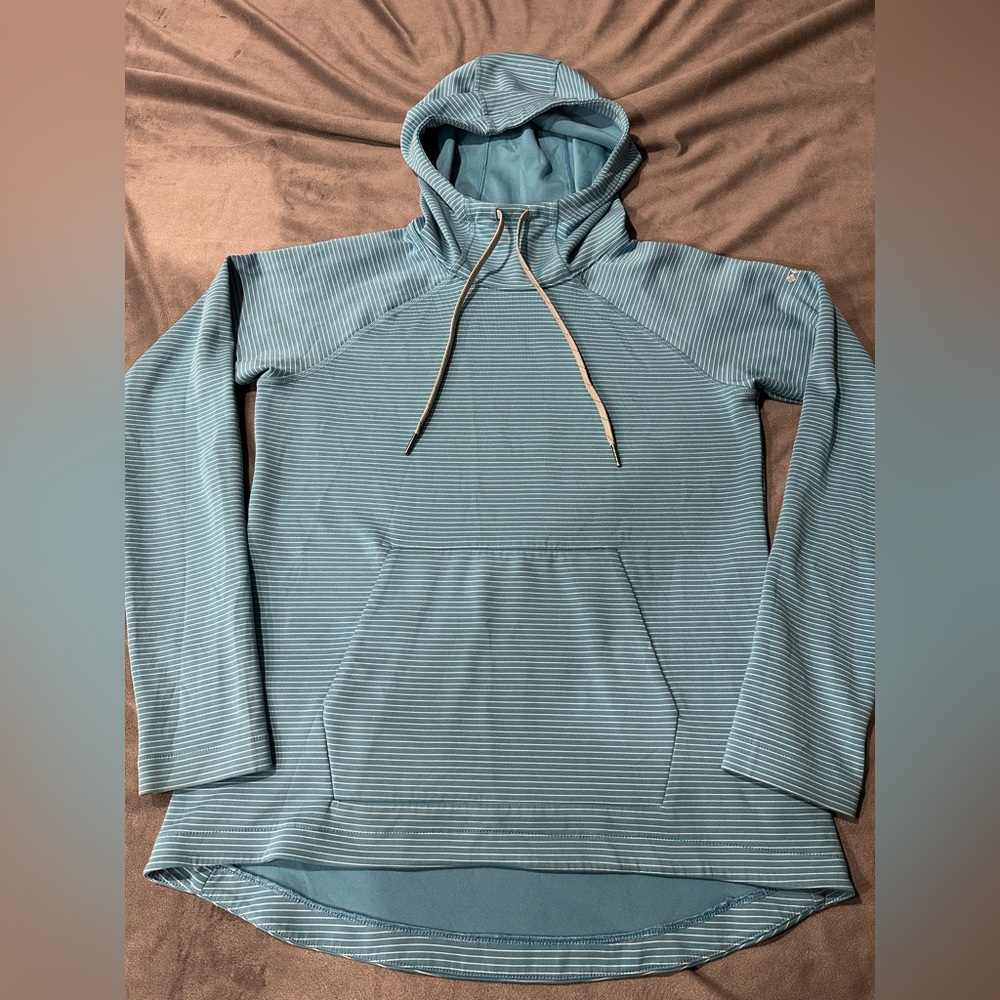 Columbia Women’s Omni Wick hoodie 
Size Small
